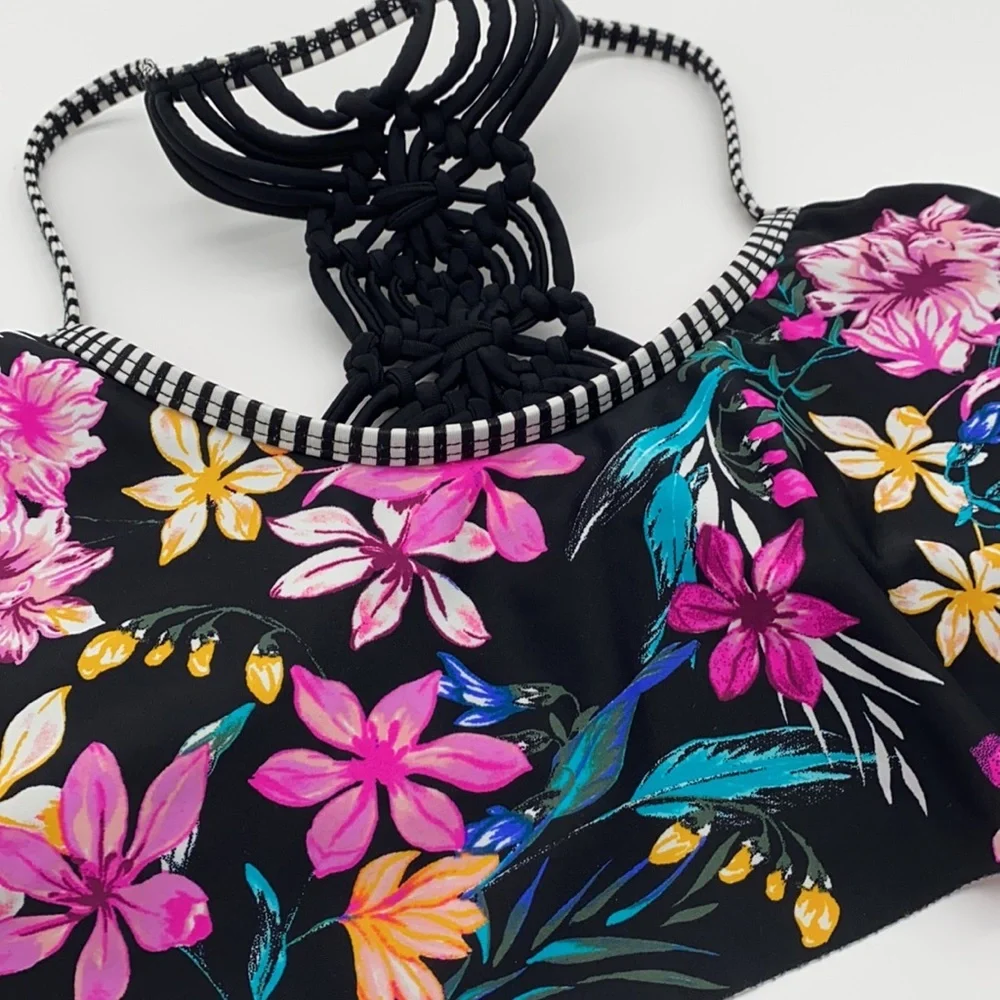 California‎ Waves Wildflower Flounce Bikini Top, S